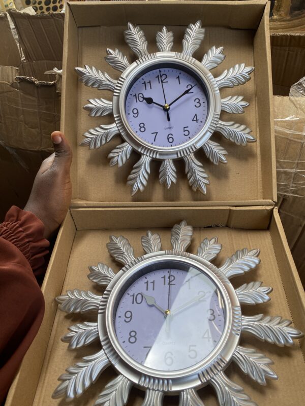 Silver wall clock 1