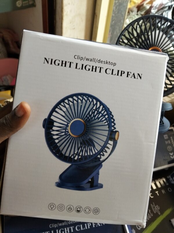Clip fan with light