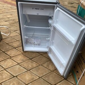 93 liters refrigerator hisense