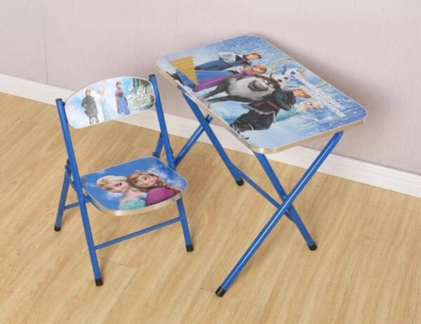 Kid table and chair