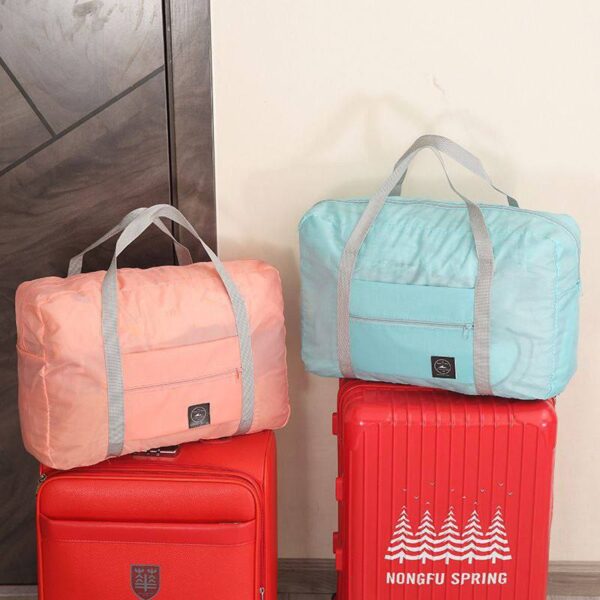 Traveling bag 1