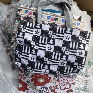 Tote bag