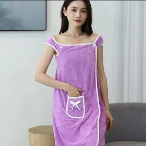 Wearable towel